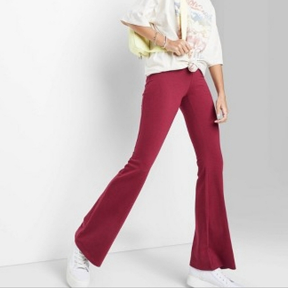 wild fable Pants - Wild Fable Flared Yoga Pants Size Small